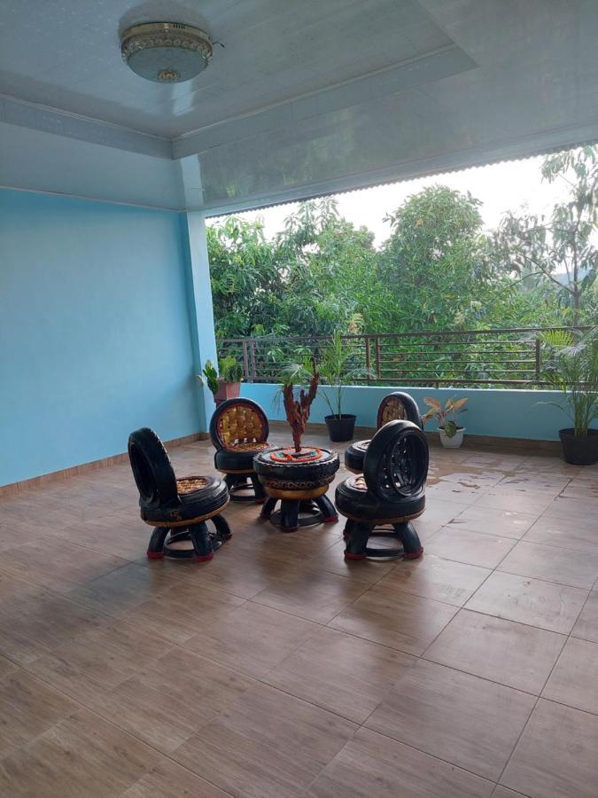 D'Ru Guest House Labuan Bajo Ngoại thất bức ảnh