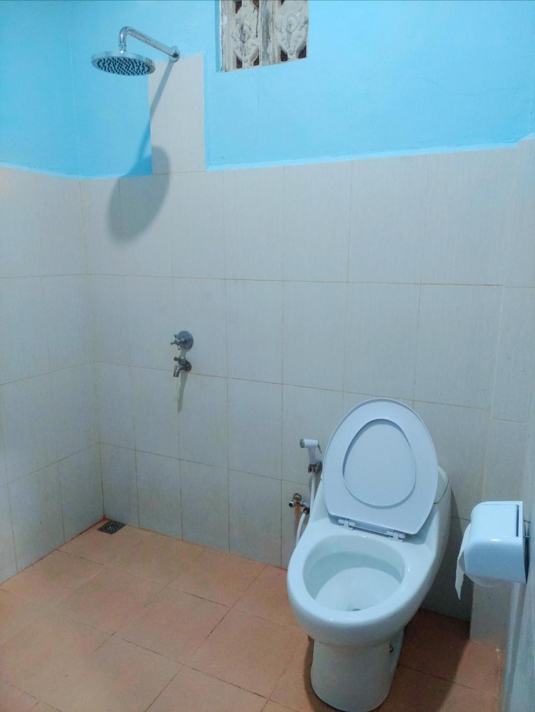 D'Ru Guest House Labuan Bajo Ngoại thất bức ảnh