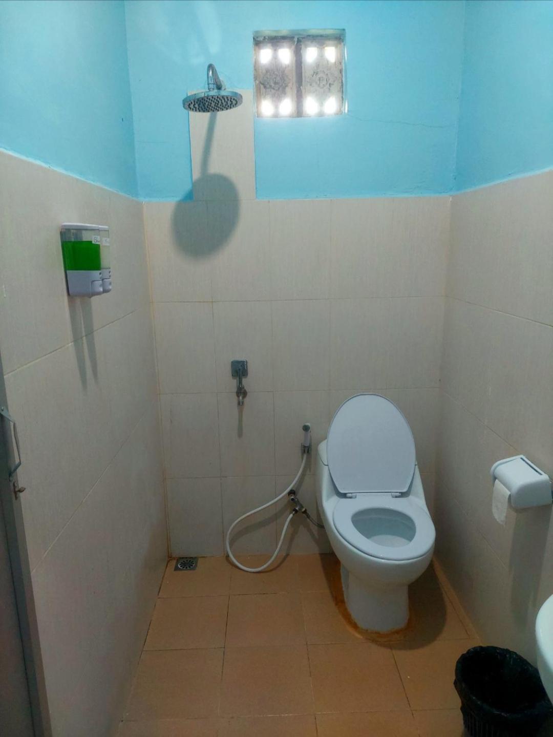 D'Ru Guest House Labuan Bajo Ngoại thất bức ảnh